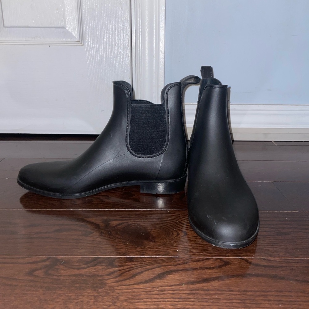 Rain Boots from Storm by Cougar. Size 10 Unisex.